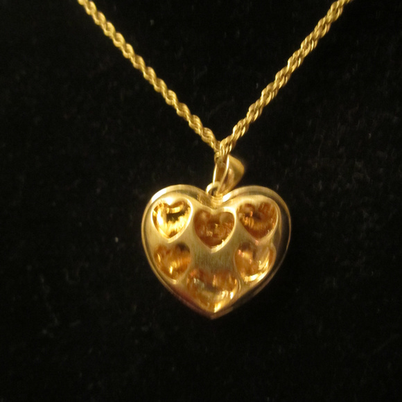 Pink Heart Rhinestone Necklace & Earrings Set - Picture 7 of 8